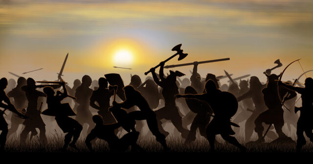 A crowd fighting on a battlefield with various weapons